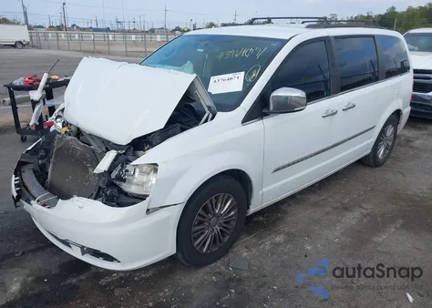 2014 Chrysler Town & Country Touring-L из США, поврежденный, VIN 2C4RC1CG7ER425757